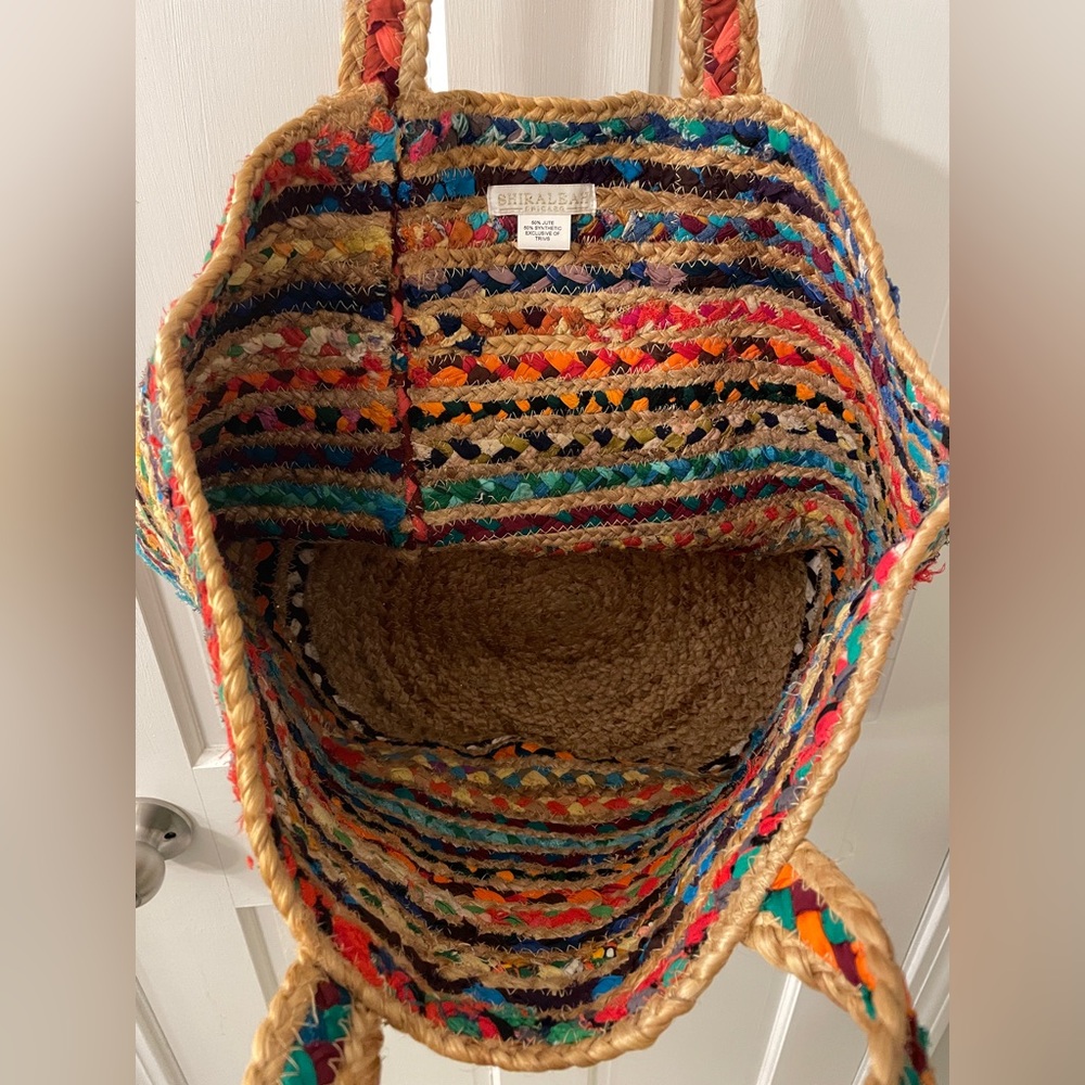 Anthropologie Shiraleah Chicago Fiesta Woven Tote - Picture 4 of 5